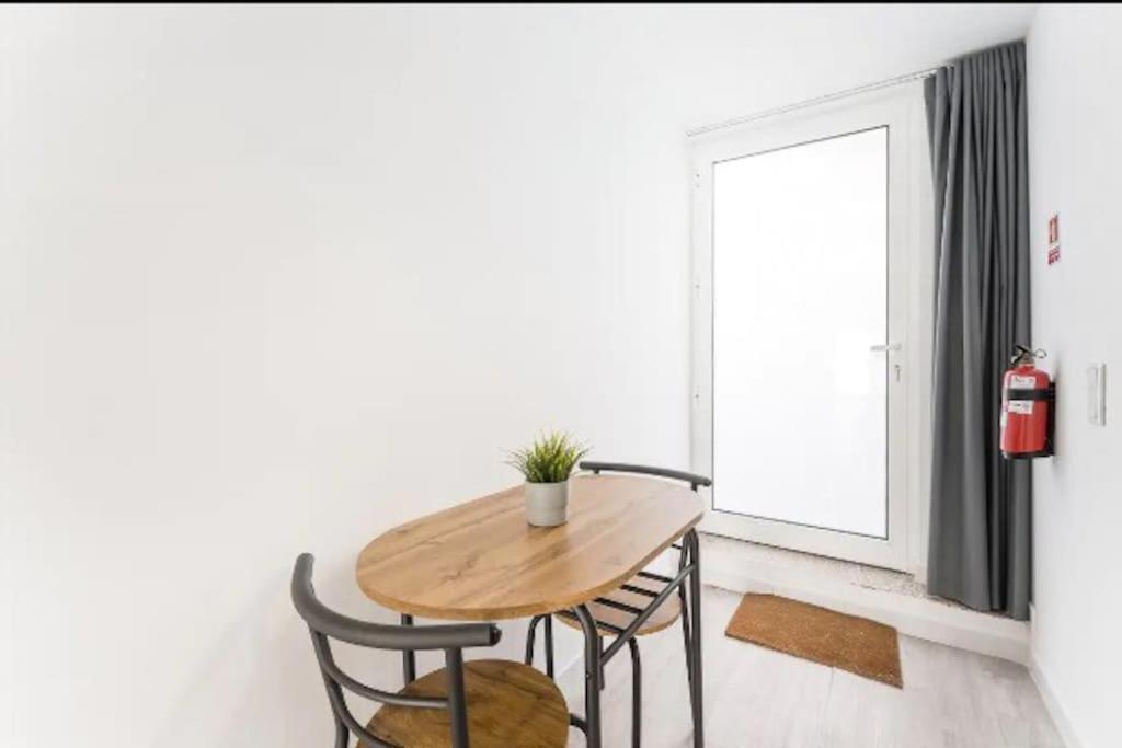 Opo - Fantastic Studio With Garden OOporto Extérieur photo